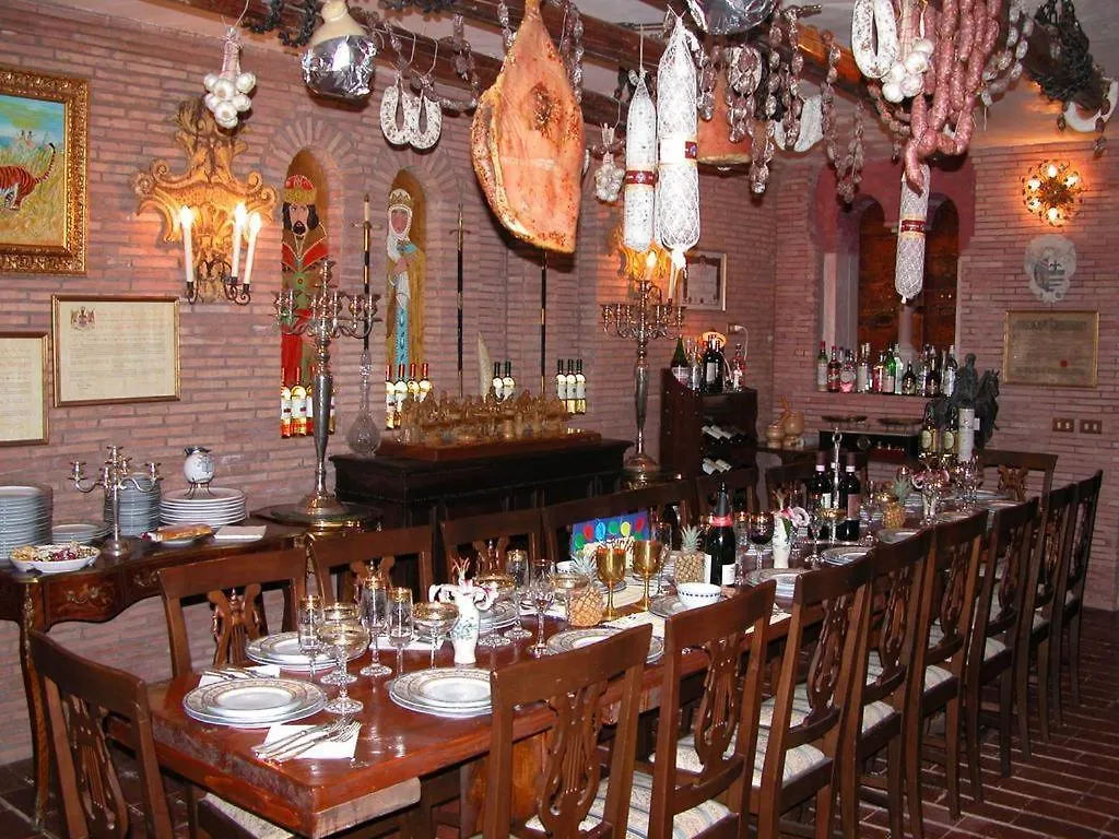 Castello Scandeluzza Rome Bed & Breakfast
